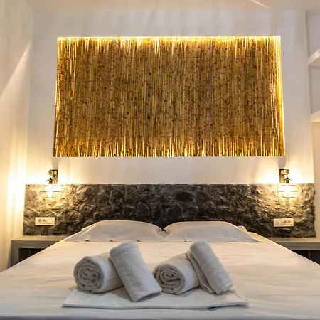 Vlychada's Diamond Apartment Vlychada