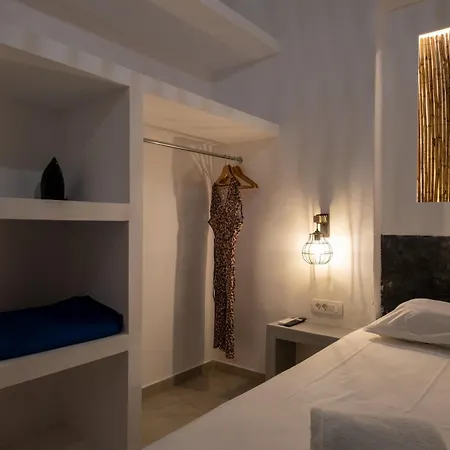 Vlychada's Diamond Apartment