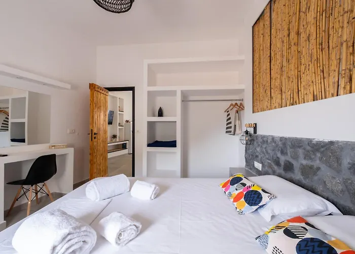 Vlychada's Diamond *