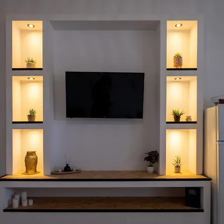 Vlychada's Diamond *